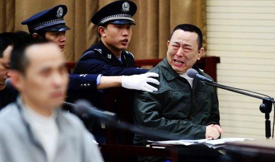 Liu Han cries inside the court during his trial last month. Photo: CCTV Liu Han cries inside the court during his trial last month. Photo: CCTV