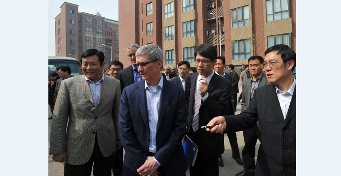 Cook is seen at the Foxconn plant in Xinzheng, in central China's Henan province, Oct. 22. Photo: Henan government Cook is seen at the Foxconn plant in Xinzheng, in central China's Henan province, Oct. 22. Photo: Henan government