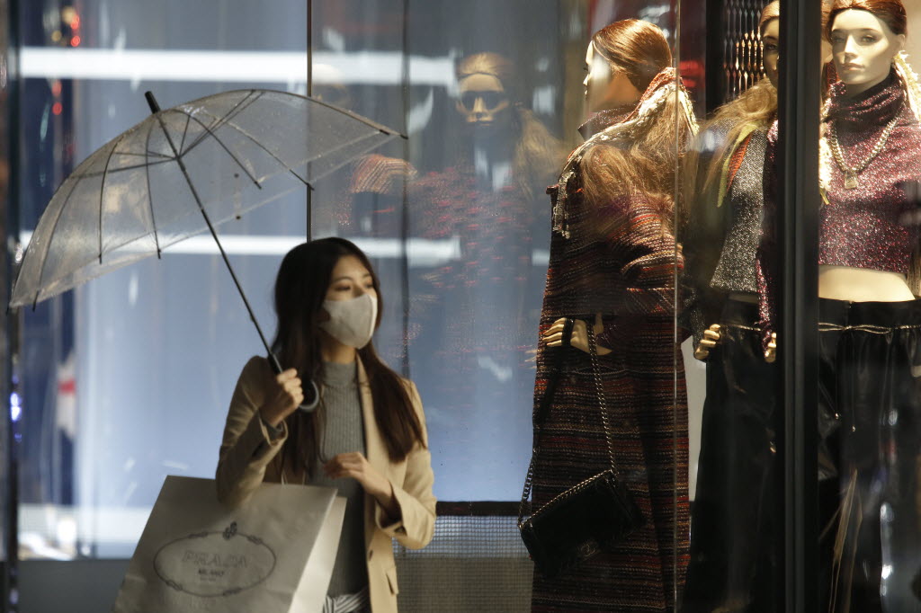 The strengthening of the US dollar against the yen could raise import prices in Japan and reduce the risk of deflation. Photo: Bloomberg The strengthening of the US dollar against the yen could raise import prices in Japan and reduce the risk of deflation. Photo: Bloomberg