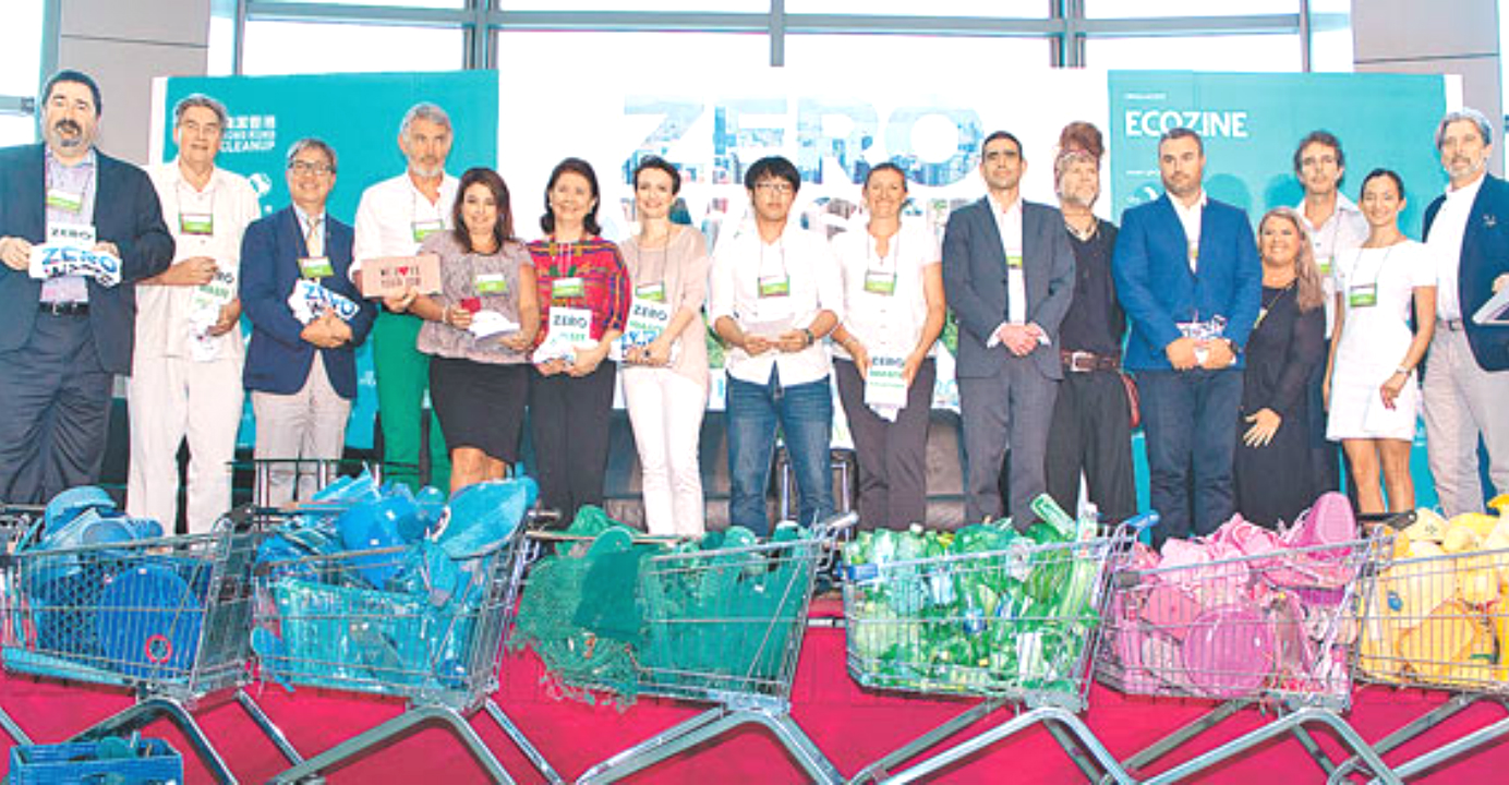 Lisa Christensen has recently introduced Zero Waste Week to Hong Kong businesses to promote reduction of plastic and paper waste. Photo: HKEJ Lisa Christensen has recently introduced Zero Waste Week to Hong Kong businesses to promote reduction of plastic and paper waste. Photo: HKEJ