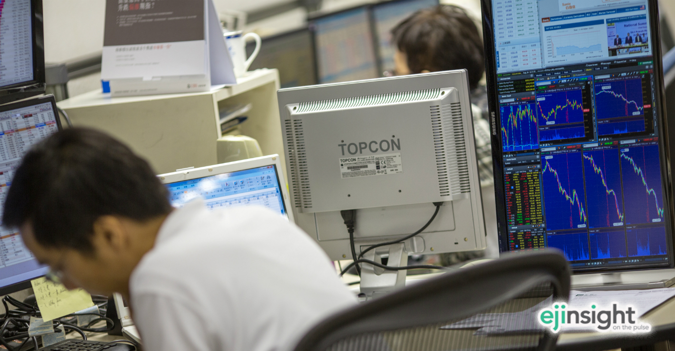 Don't just look at the numbers to get a handle on the markets. Watch what those in the know are doing. Photo: Bloomberg Don't just look at the numbers to get a handle on the markets. Watch what those in the know are doing. Photo: Bloomberg