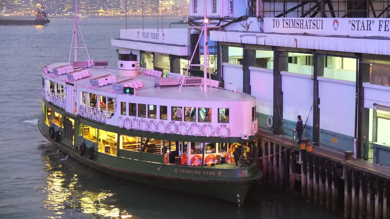 Despite the dwindling ridership before its final closure and relocation, the Wan Chai Ferry Pier was once the only hub for cross-harbor transport serving Wan Chai and Causeway Bay. Photo: Bamboo 竹仔 Despite the dwindling ridership before its final closure and relocation, the Wan Chai Ferry Pier was once the only hub for cross-harbor transport serving Wan Chai and Causeway Bay. Photo: Bamboo 竹仔