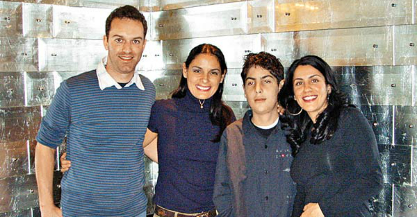 Christina Strong's son Joshua (second from right), suffered from Melas Syndrome and passed away at the age of 15 after a five-year battle against the disorder. Photo: HKEJ Christina Strong's son Joshua (second from right), suffered from Melas Syndrome and passed away at the age of 15 after a five-year battle against the disorder. Photo: HKEJ