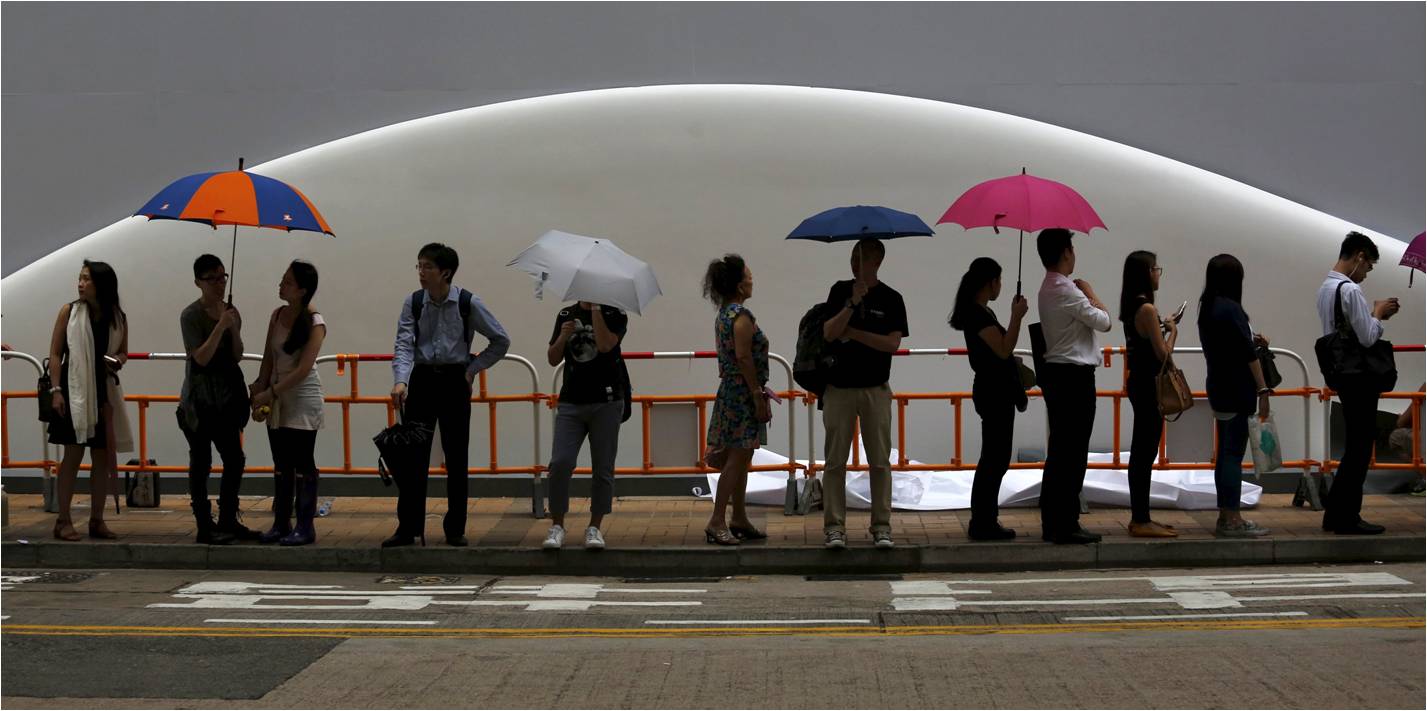 Four in 10 people feel positive about one another but the net value is positive 29 percentage points, the lowest in eight years. Photo: Reuters Four in 10 people feel positive about one another but the net value is positive 29 percentage points, the lowest in eight years. Photo: Reuters