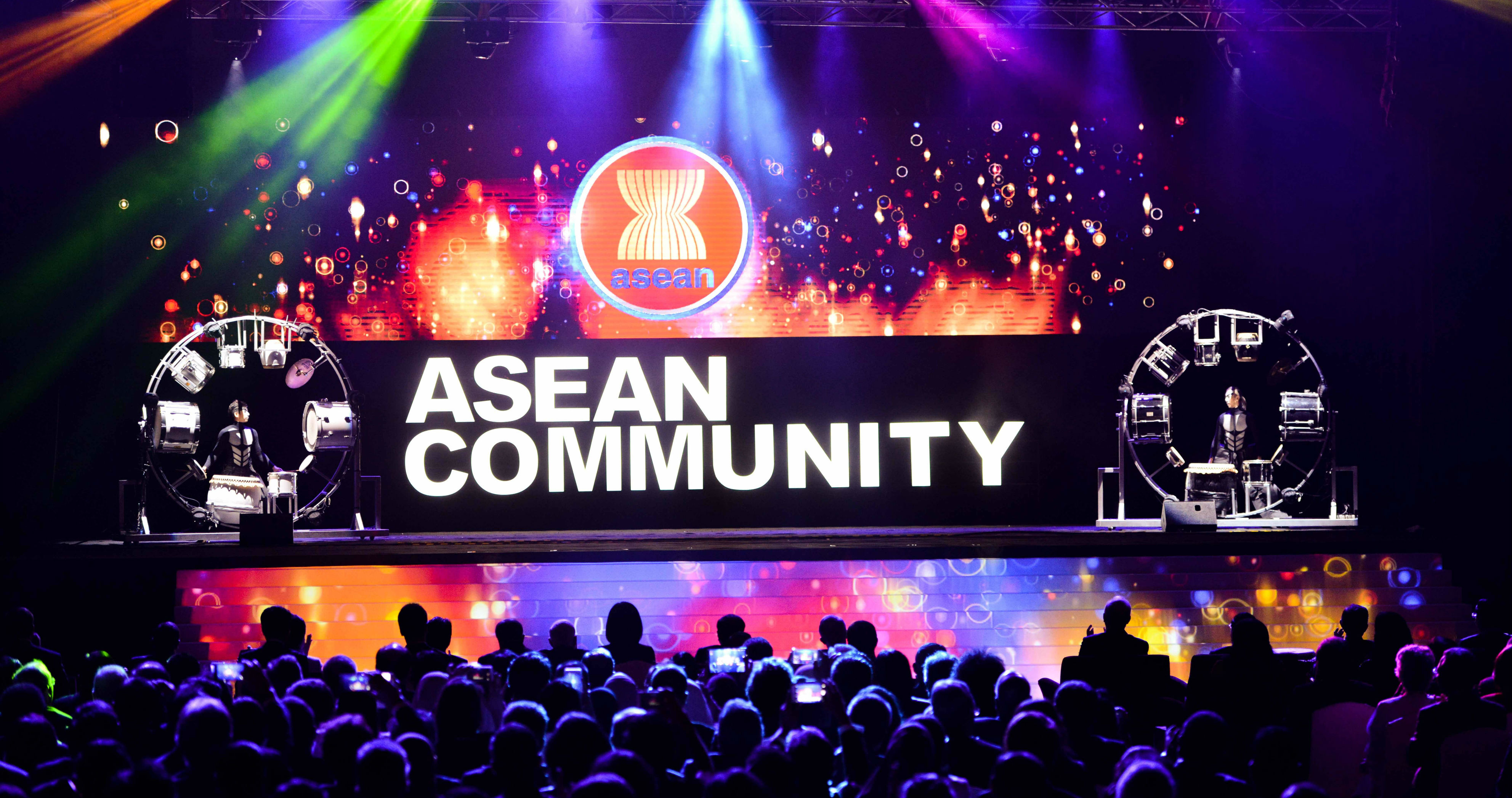 The ASEAN Economic Community aims to forge a prominent regional bloc to rival China and Japan. Photo: Xinhua The ASEAN Economic Community aims to forge a prominent regional bloc to rival China and Japan. Photo: Xinhua