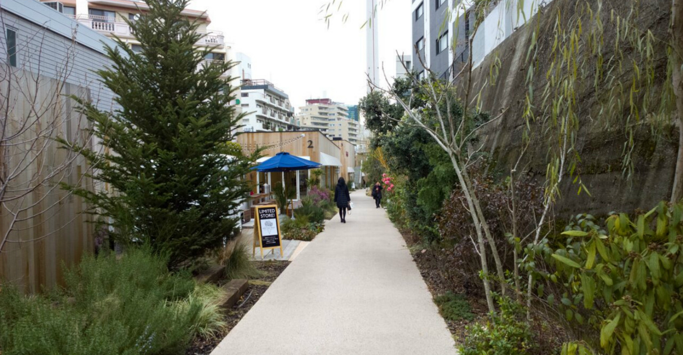 A narrow footpath running by all five buildings is flanked by greenery on both sides. Photo: Brendon Hong A narrow footpath running by all five buildings is flanked by greenery on both sides. Photo: Brendon Hong
