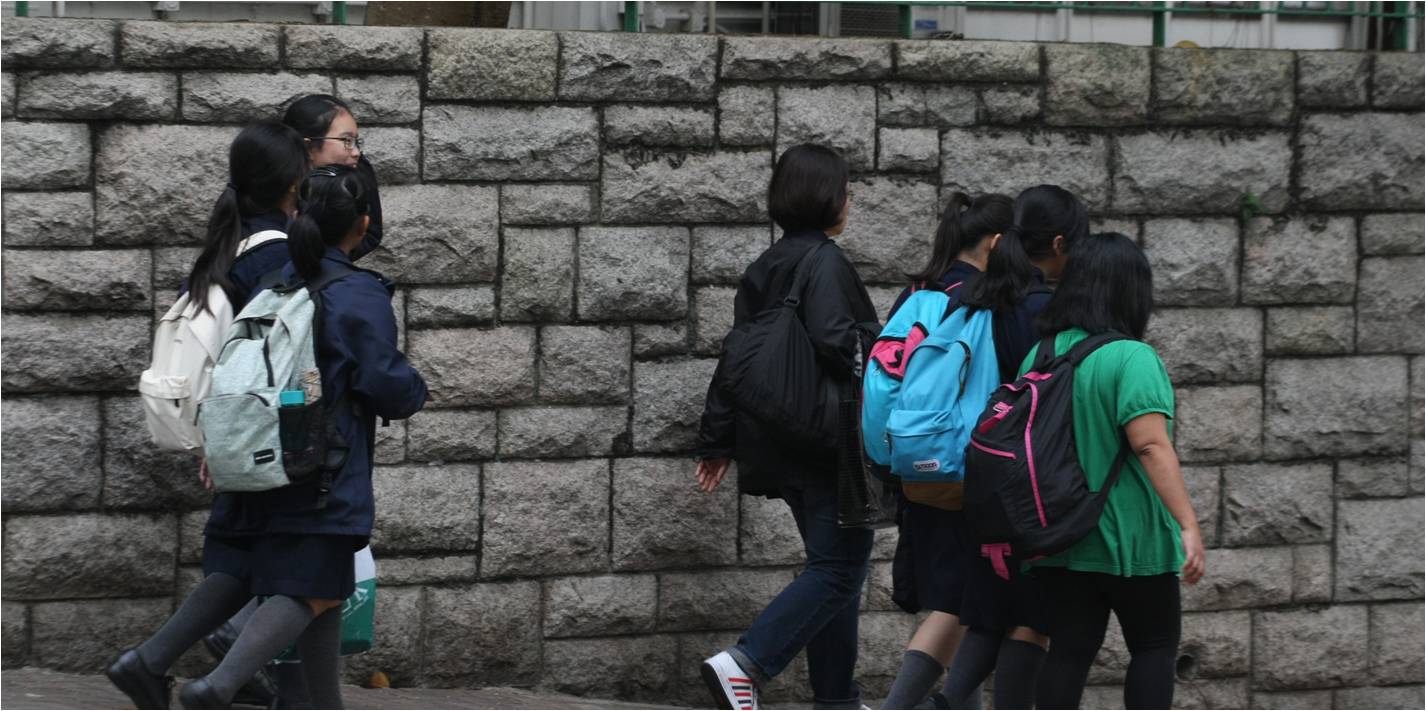 Students feel a lot of pressure in an education system that focuses on their academic performance rather than their individual development. Photo: HKEJ Students feel a lot of pressure in an education system that focuses on their academic performance rather than their individual development. Photo: HKEJ