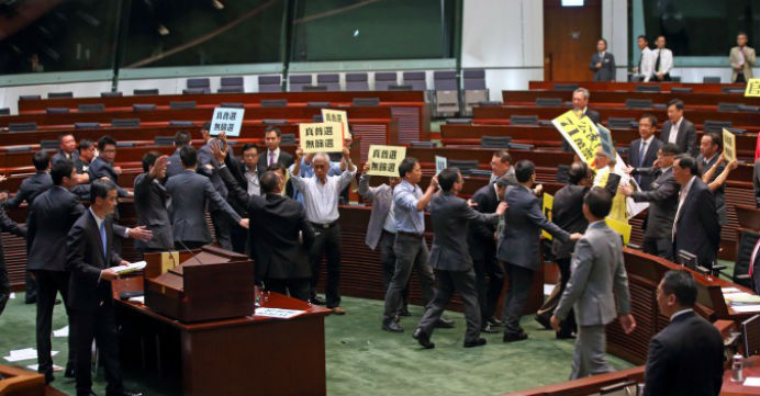 Whichever side wins in the September Legco elections, little can be done to improve Hong Kong in the absence of a willingness by all parties and the government to compromise. Photo: Epoch Times Whichever side wins in the September Legco elections, little can be done to improve Hong Kong in the absence of a willingness by all parties and the government to compromise. Photo: Epoch Times