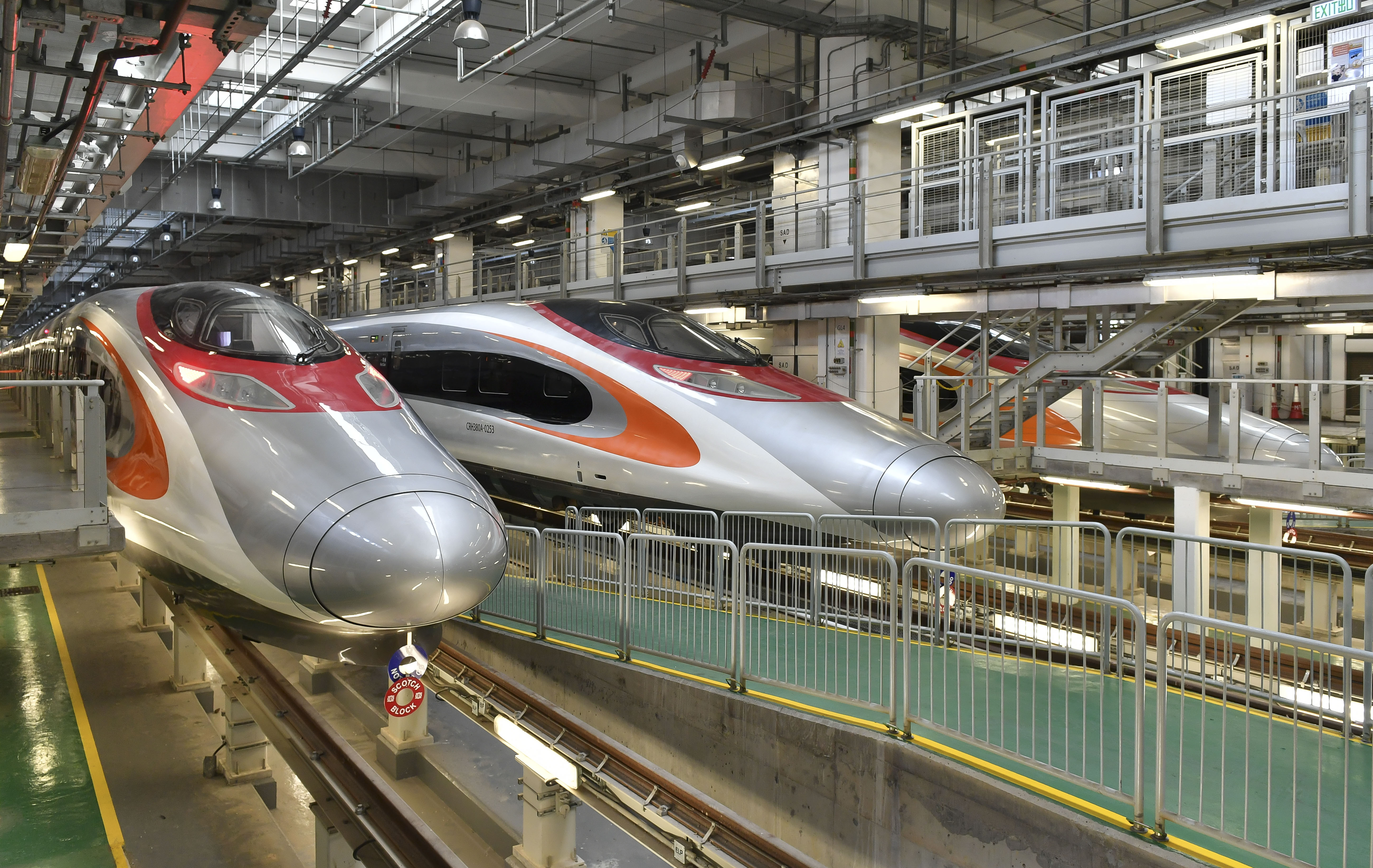 Mtrs Made In China Bullet Trains Pull Into Hong Kong Ejinsight