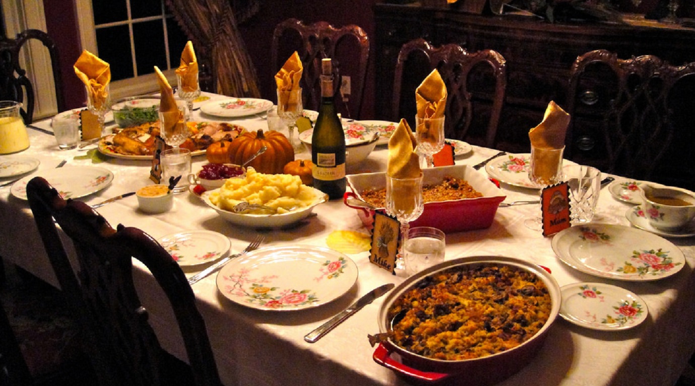 Thanksgiving is a chance for families to gather together, feast and enjoy being with one another. Photo: Internet Thanksgiving is a chance for families to gather together, feast and enjoy being with one another. Photo: Internet