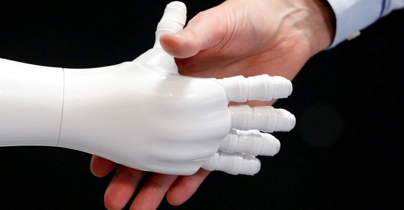 Physicist Max Tegmark predicts that humans will get used to artificial intelligence making the decisions for them that they will eventually allow them to rule society. Photo: Reuters Physicist Max Tegmark predicts that humans will get used to artificial intelligence making the decisions for them that they will eventually allow them to rule society. Photo: Reuters