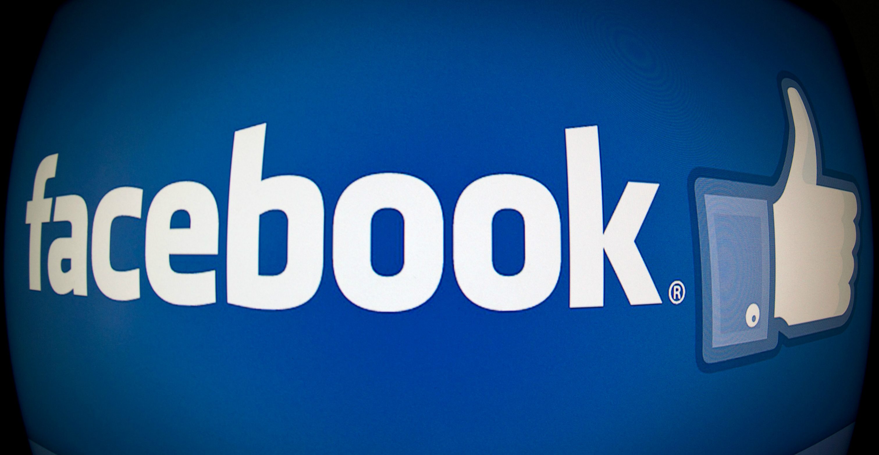 Facebook is seeking to integrate its three messaging apps – WhatsApp, Instagram and Messenger – into a single platform, a move that will enable users to send messages between those three apps. Photo: AFP Facebook is seeking to integrate its three messaging apps – WhatsApp, Instagram and Messenger – into a single platform, a move that will enable users to send messages between those three apps. Photo: AFP