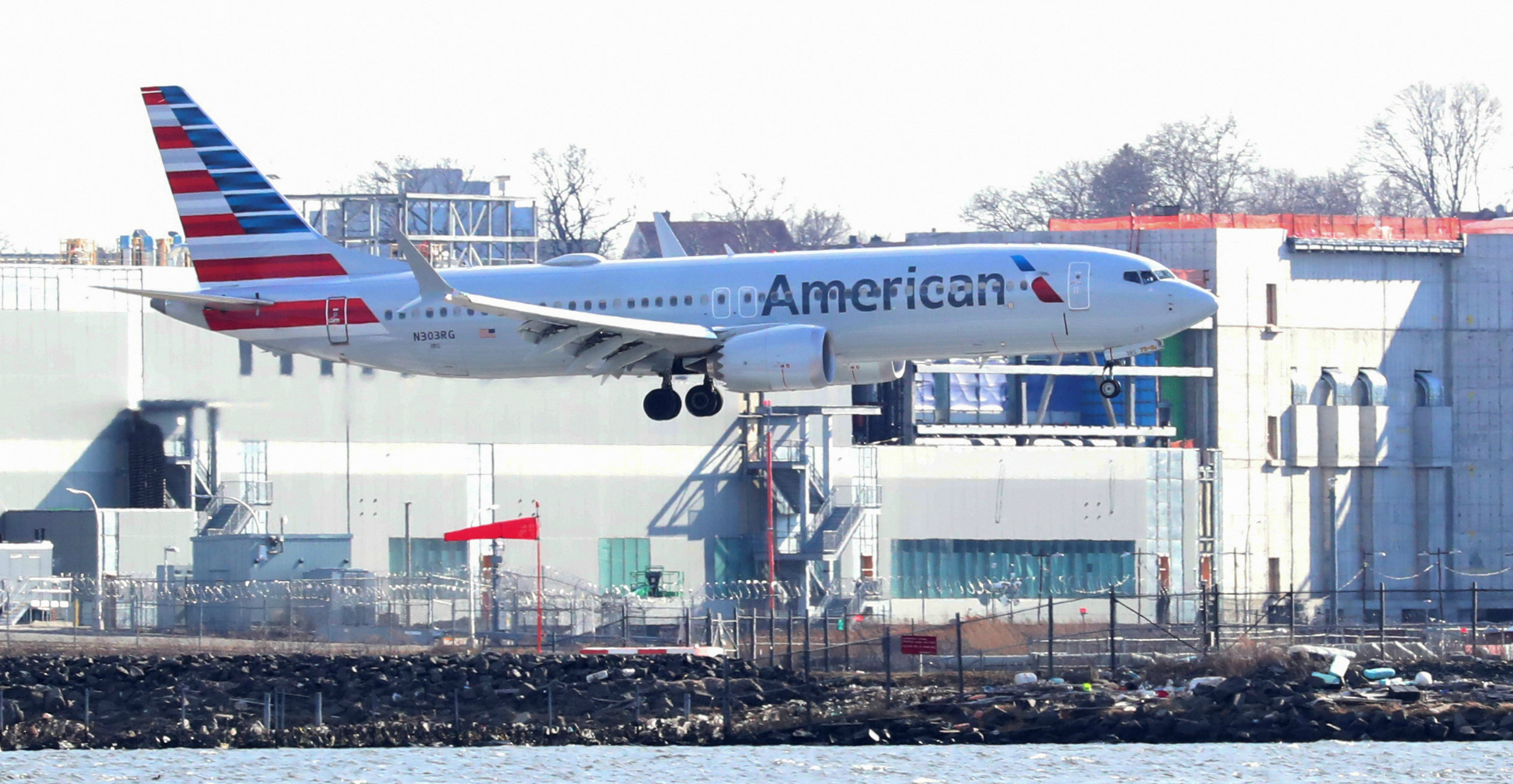 An American Airlines Boeing 737 Max 8 comes in for landing at LaGuardia Airport in New York City on Tuesday. Photo: Reuters An American Airlines Boeing 737 Max 8 comes in for landing at LaGuardia Airport in New York City on Tuesday. Photo: Reuters