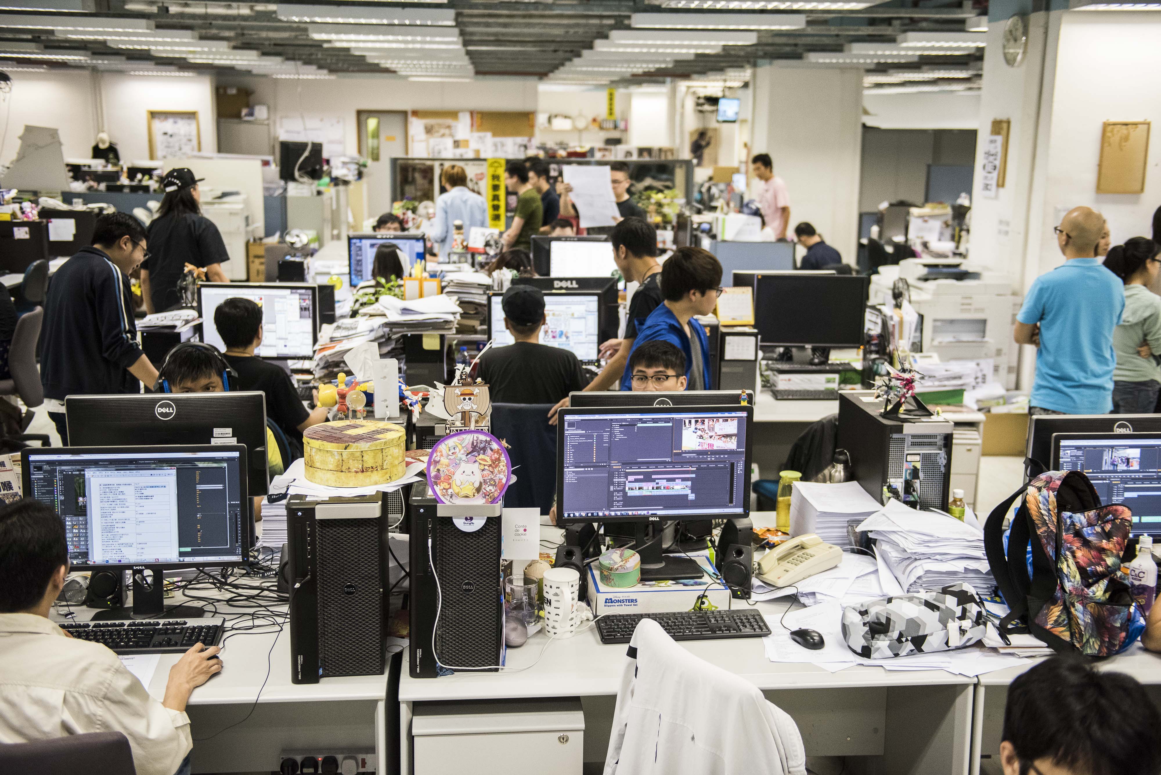 A decline on ad revenues has prompted Apple Daily to work toward a subscription model for the online business. Photo: Bloomberg A decline on ad revenues has prompted Apple Daily to work toward a subscription model for the online business. Photo: Bloomberg
