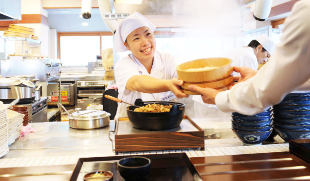 Noodle shops are labor-intensive while Japan is suffering from a labor shortage with jobless rate hitting a low of 2.4 percent. Photo: Toridoll Noodle shops are labor-intensive while Japan is suffering from a labor shortage with jobless rate hitting a low of 2.4 percent. Photo: Toridoll