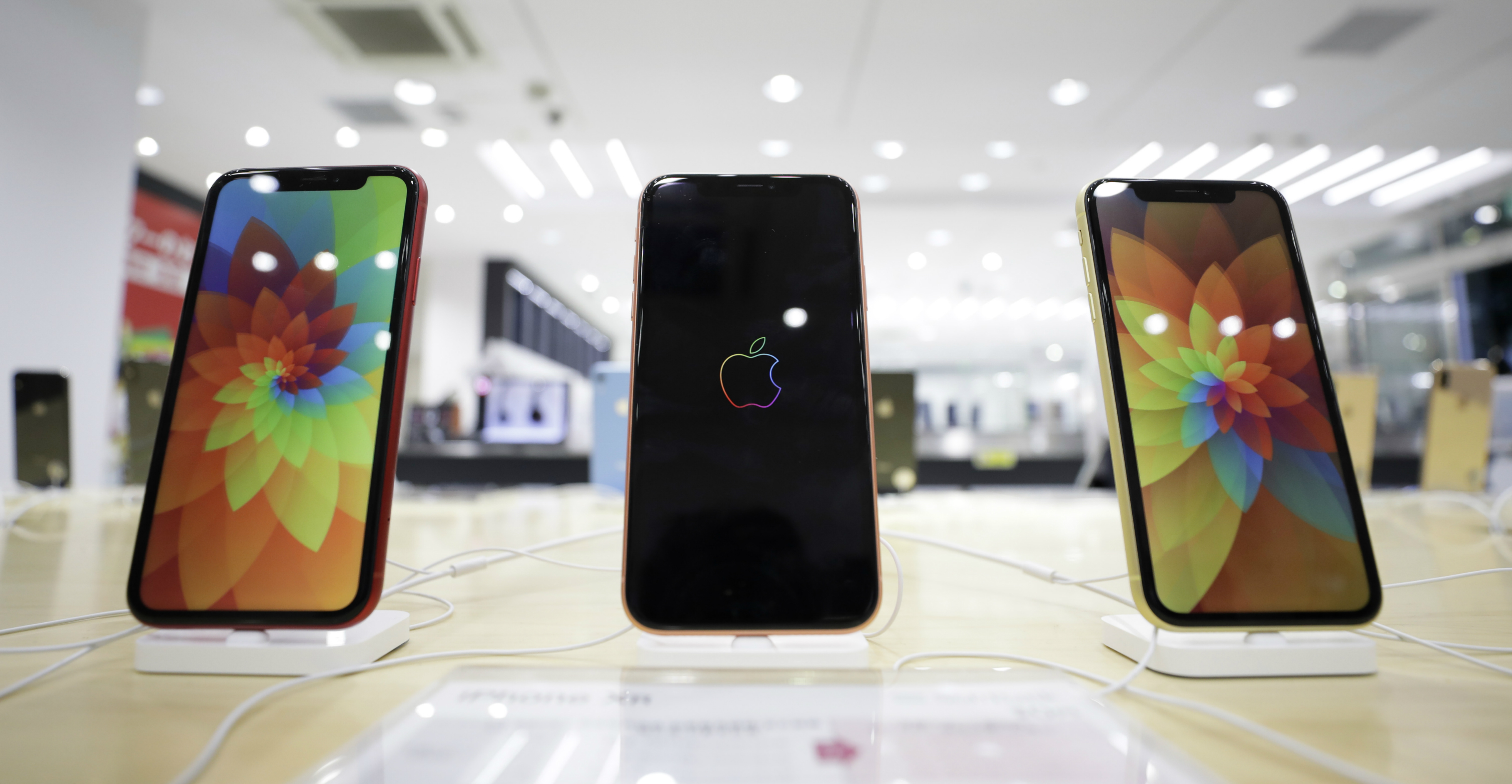 Apple’s iPhone XR is the top-selling model on the JD and Tmall platforms. Photo: Bloomberg Apple’s iPhone XR is the top-selling model on the JD and Tmall platforms. Photo: Bloomberg