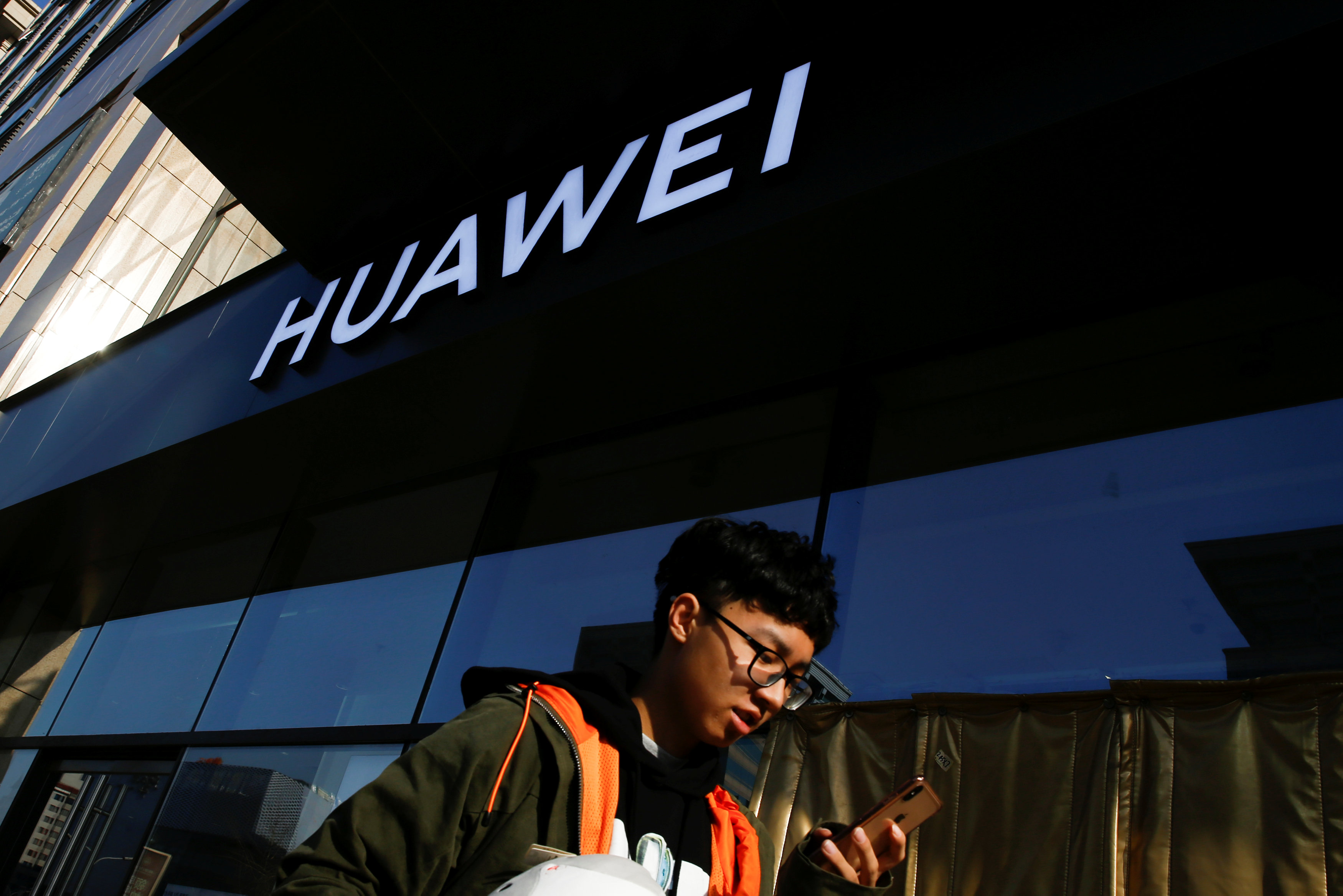 Huawei will launch a proprietary mobile operating system later this year or in early 2020, reports suggest. Photo: Reuters Huawei will launch a proprietary mobile operating system later this year or in early 2020, reports suggest. Photo: Reuters