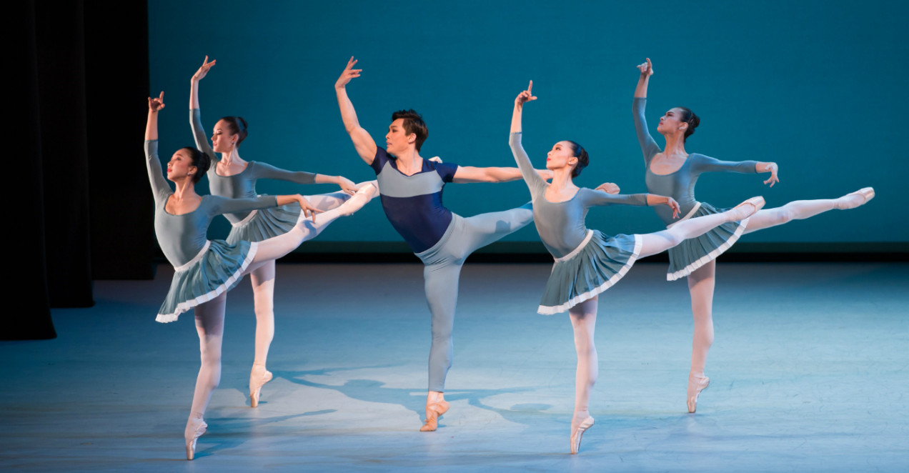 Fu Yiyang and Li Jiabao in Justin Peck’s Year of the Rabbit. Photo: Conrad Dy-Liacco/Hong Kong Ballet Fu Yiyang and Li Jiabao in Justin Peck’s Year of the Rabbit. Photo: Conrad Dy-Liacco/Hong Kong Ballet