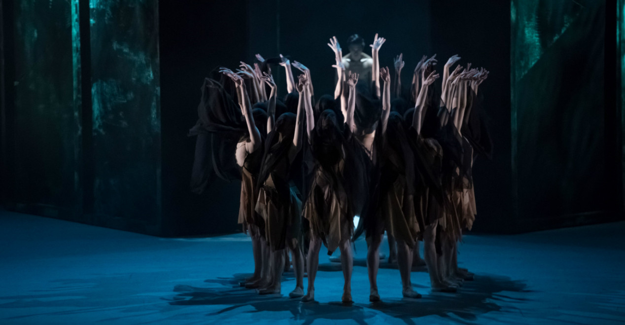 Dancers in Egami and Hu’s new version of The Rite of Spring. Photo: Conrad Dy-Liacco/Hong Kong Ballet Dancers in Egami and Hu’s new version of The Rite of Spring. Photo: Conrad Dy-Liacco/Hong Kong Ballet