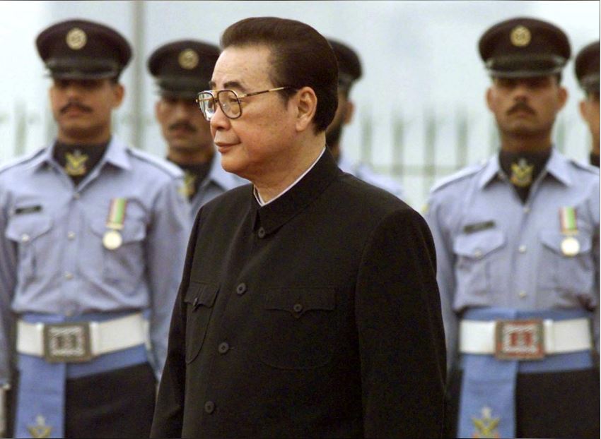 A file picture shows Li Peng inspecting a military honour guard in Pakistan in 1999. Photo: Reuters A file picture shows Li Peng inspecting a military honour guard in Pakistan in 1999. Photo: Reuters