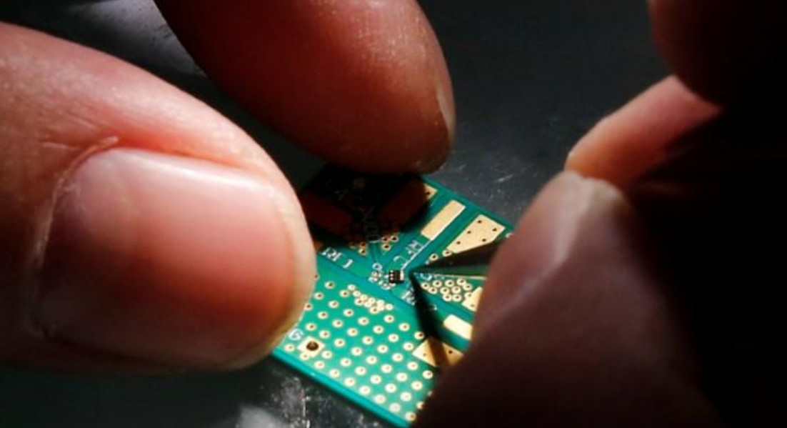 Over-reliance of imported chips from US puts China in a disadvantageous position in any further trade negotiation. Photo: Reuters Over-reliance of imported chips from US puts China in a disadvantageous position in any further trade negotiation. Photo: Reuters