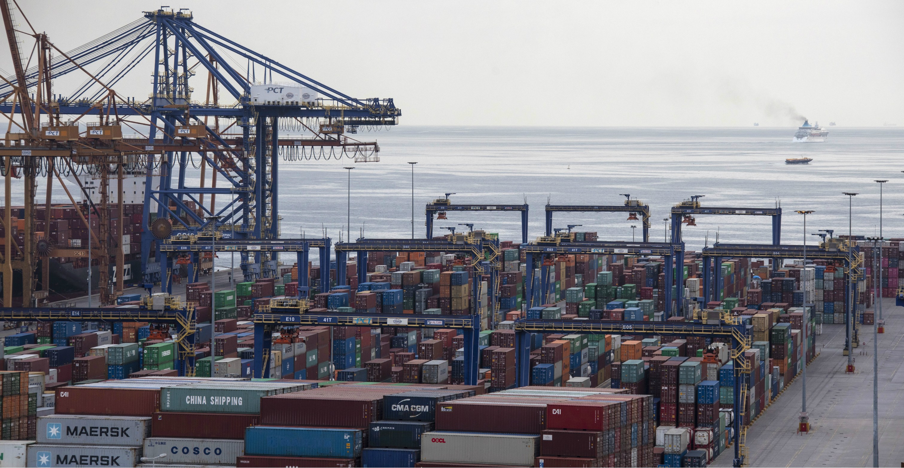 Both the United States and China are committed to meeting the targets of the Phase 1 trade deal, the president of the US-China Business Council said. Photo: Bloomberg Both the United States and China are committed to meeting the targets of the Phase 1 trade deal, the president of the US-China Business Council said. Photo: Bloomberg