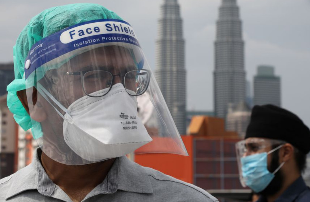 Emerging economies, such as Malaysia, Indonesia and Thailand remain weighed down by low vaccination rates and the tightening of restrictions aimed at containing surging COVID-19 cases.  Photo: Reuters