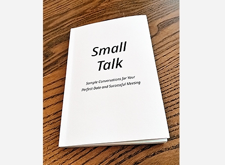 Small Talk寫了多種談話內容的，裏面有廢話、不太禮貌的對話。