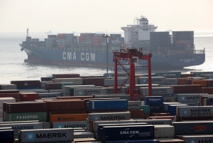 POLICY WATCH: China eyes more FTAs to boost consumption 