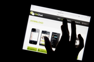 Online chat apps: Boon or bane?