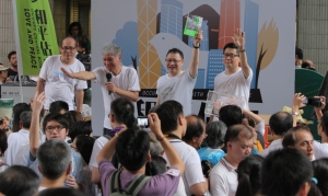 Occupy Central is wrong means for HK ends, Zeman says