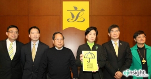 Beijing moves into high gear in electoral reform battle