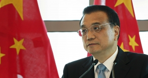 China continues with economic balancing act