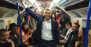 Should MTR offer 24-hour services like London?
