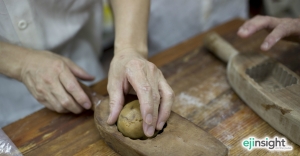 Mooncake is losing its essence