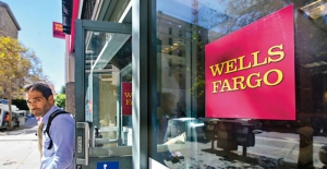 How Warren Buffett ended up with a sorry miss on Wells Fargo