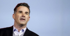 Under Armour maintains edge despite slump