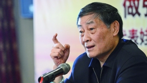 Why China's beverage tycoon is blasting the internet giants