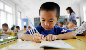 Kids' online game addiction reveals social issues in China