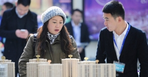 Chinese property plays rally: What a difference stock link makes