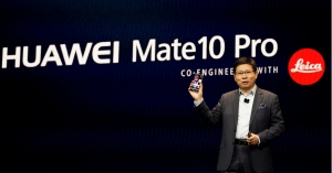 What Huawei can learn from Apple in doing business overseas