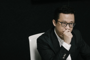 Ricky Wong eliminates a distraction from his HKTVmall venture 