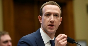 Facebook's Zuckerberg shows savvy in human interaction