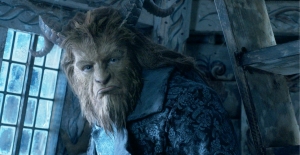 Study shows very unattractive people earn the most