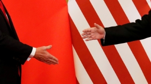 China should consider making concessions in trade war with US 