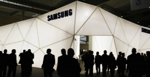 Samsung must act fast to launch innovative smartphones