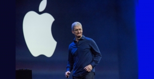 Apple turning to services for growth