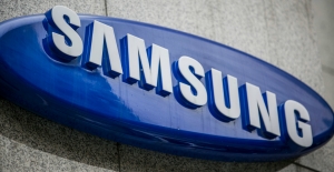 Why Samsung is changing its smartphone strategy
