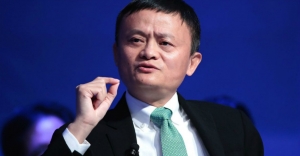 What sets Alibaba apart from JD.com 