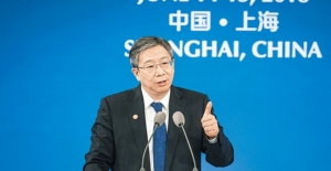PBoC chief's rare move of admitting policy error